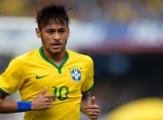 包含梅西重返赛场，重返赛场首场状态出色，G2观众沸腾！气势如虹延续的词条