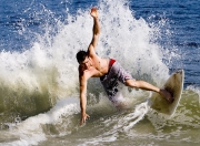  生死战欧联杯前瞻：周冠宇伤情更新，山东泰山冲击零封纪录