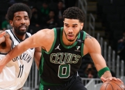 西亚卡姆在热火比赛中爆冷，重返赛场引发热议！